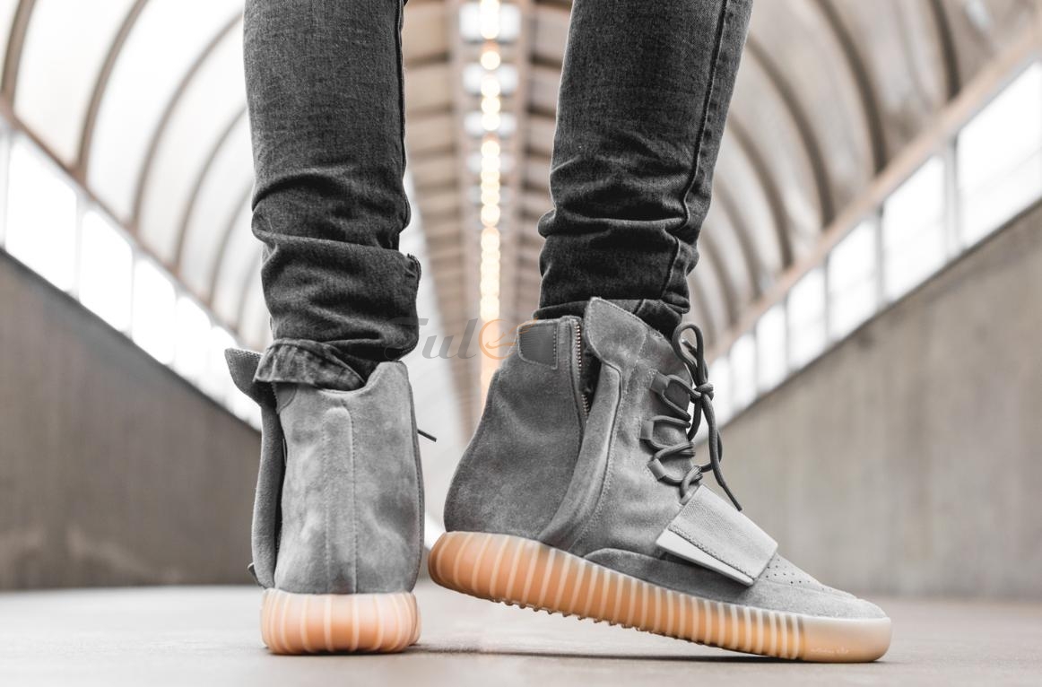 Adidas Yeezy 750 - Sự phá cách độc lạ trong thiết kế