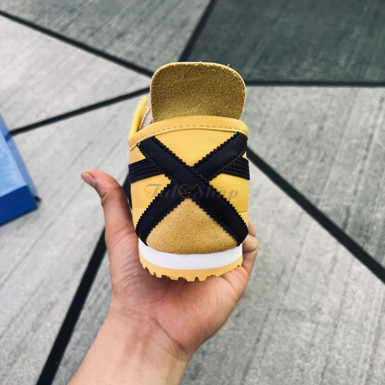 Onitsuka Tiger Mexico 66 Black Yellow