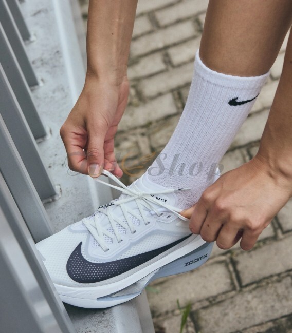 Các Phối Màu Được Yêu Thích Nhất Của Nike Zoom Fly 6