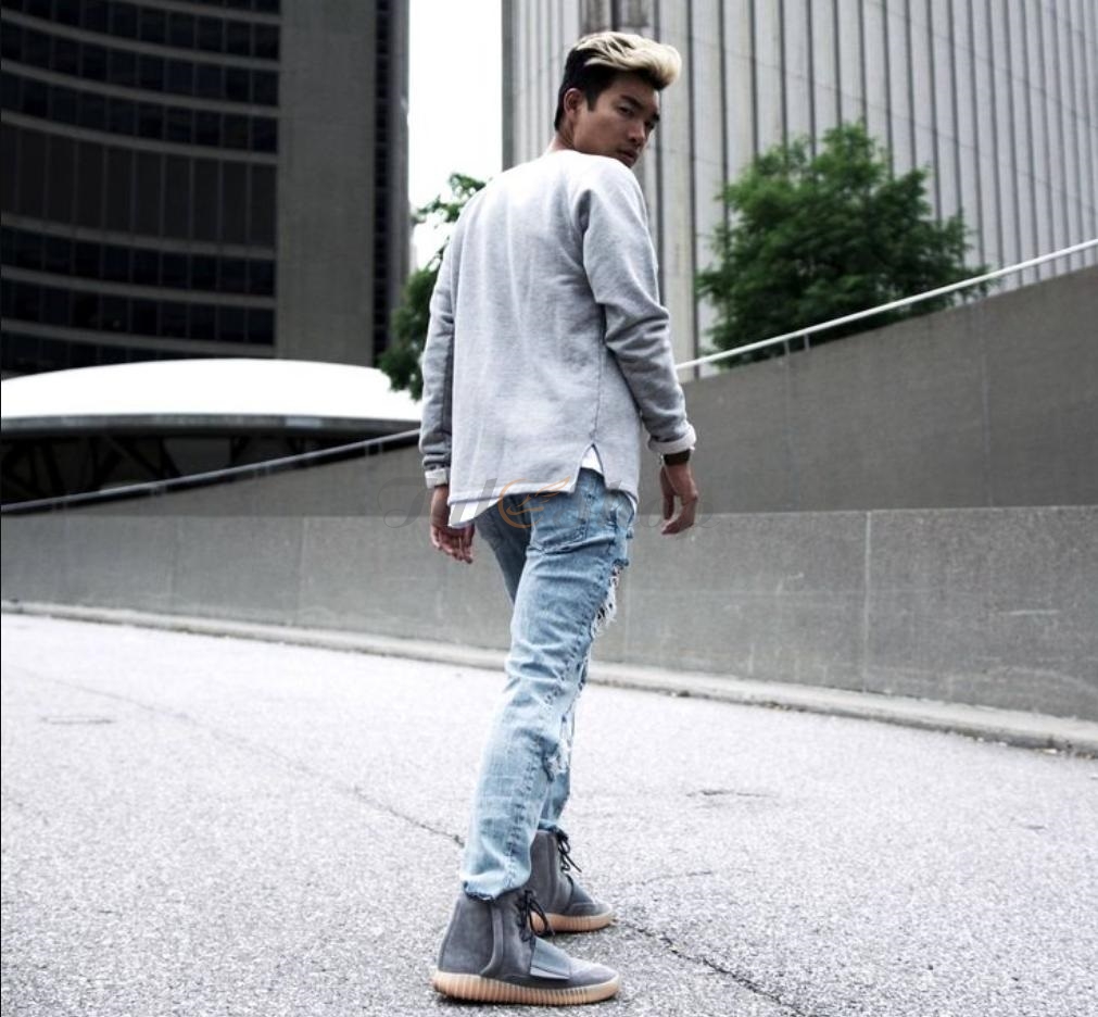 Mách bạn cách mix đồ chuẩn cá tính với Yeezy 750 mới nhất