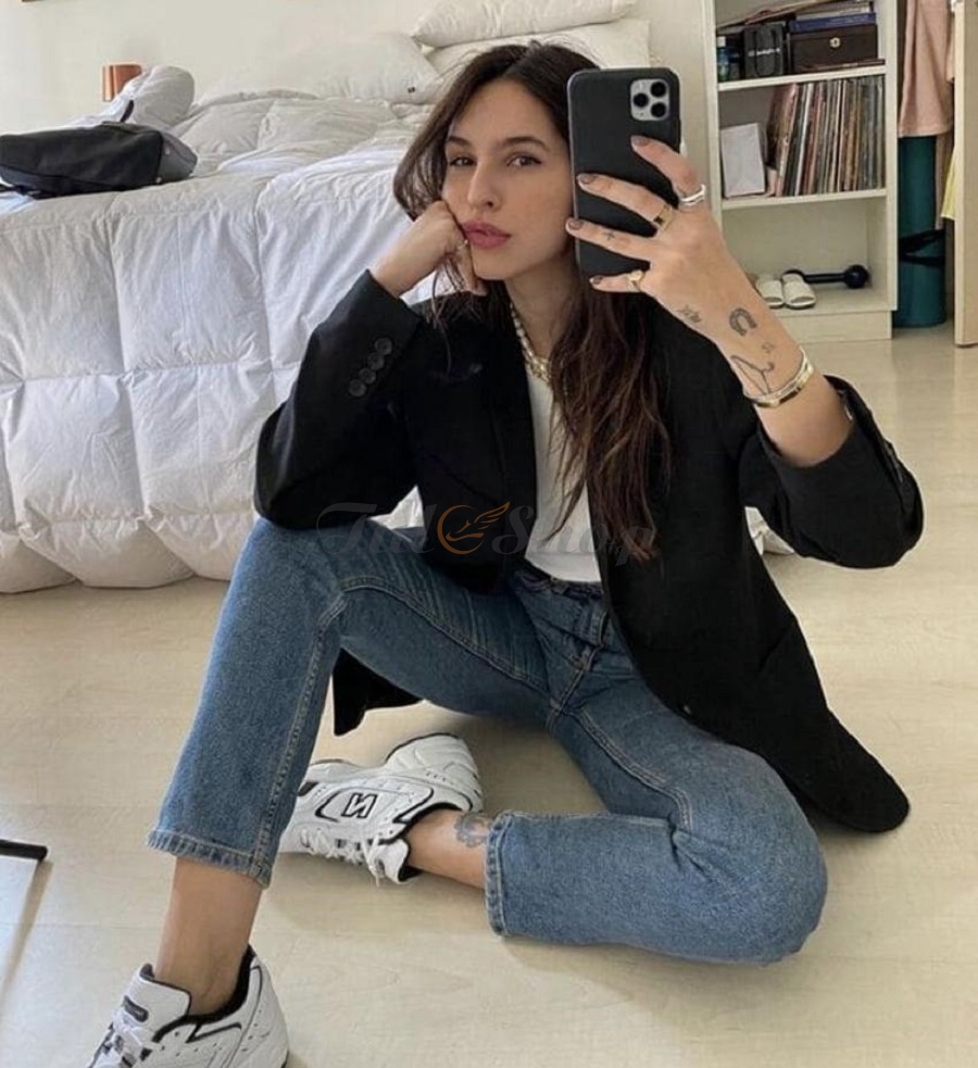 Bí quyết mix phối đồ với giày New Balance