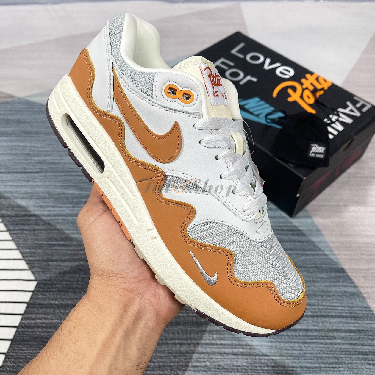 Nike Air Max 1 Collaboration x Patta Orange