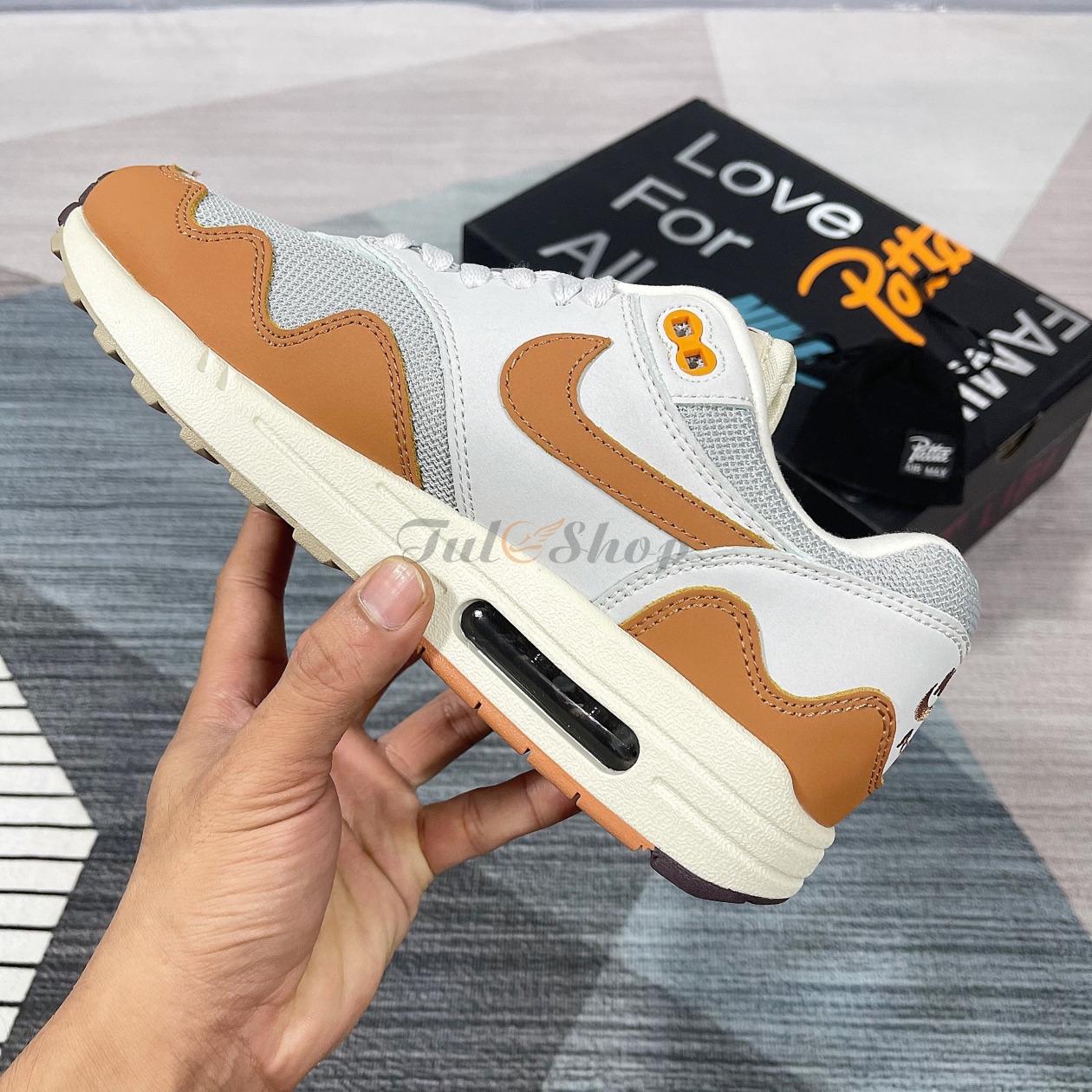 Nike Air Max 1 Collaboration x Patta Orange