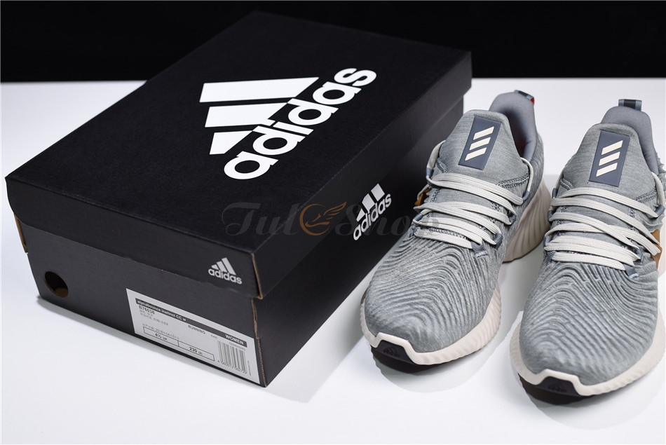 Top 5 dòng giày Adidas được ưa chuộng nhất năm 2019
