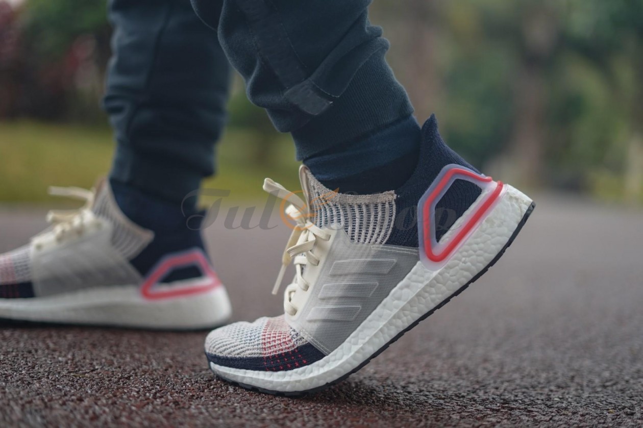 Top 5 dòng giày Adidas được ưa chuộng nhất năm 2019