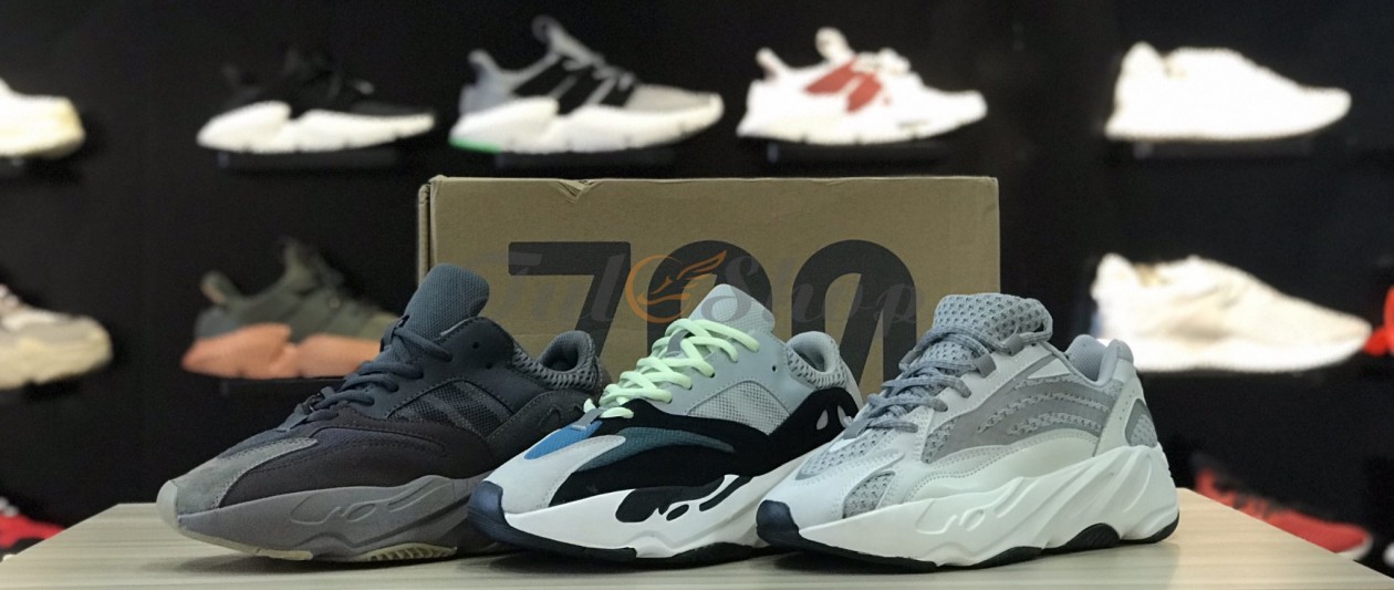 Yeezy 700 Static
