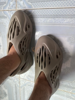 Yeezy Foam Runner Stone Sage