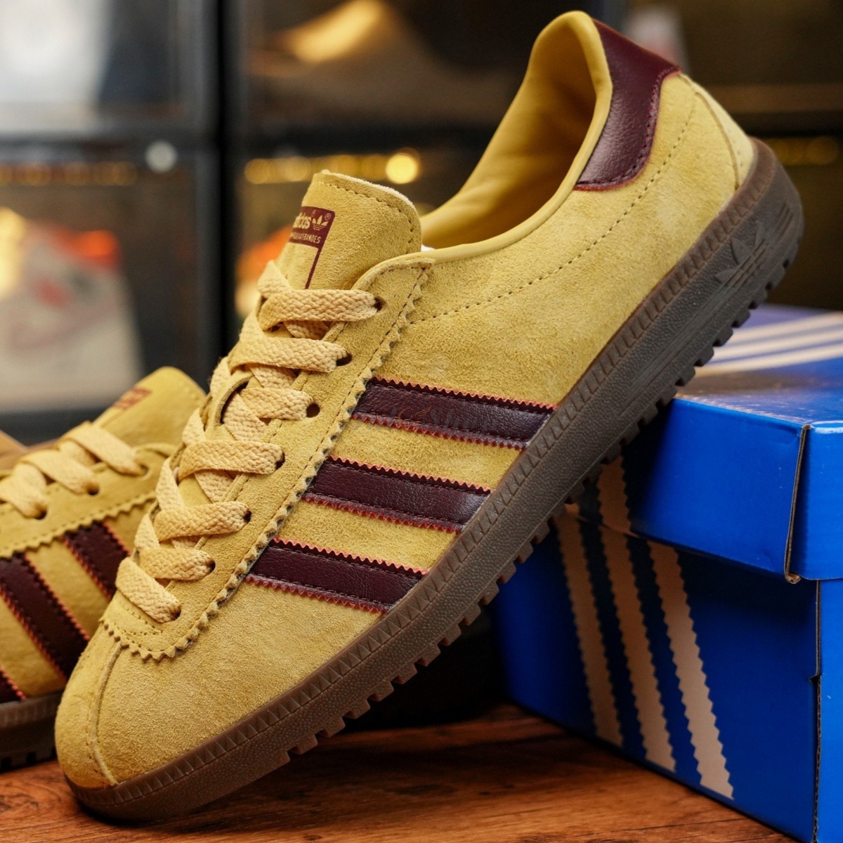 Adidas Bermuda Yellow Dark Red