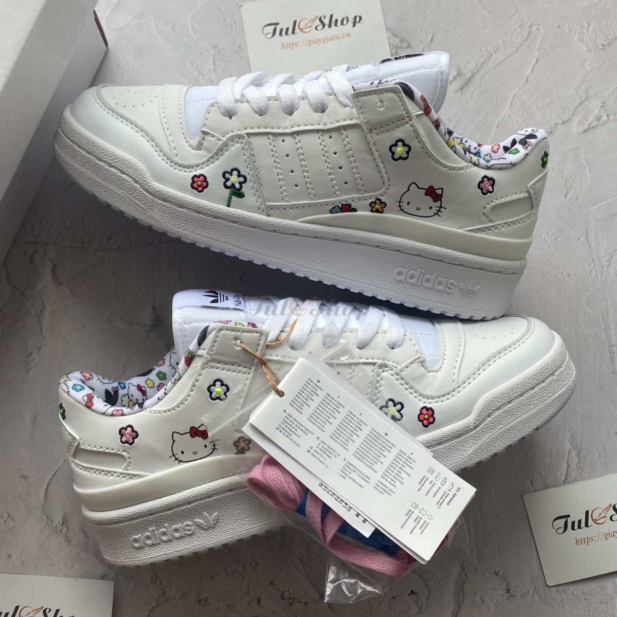 Adidas Originals Forum Low Hello Kitty