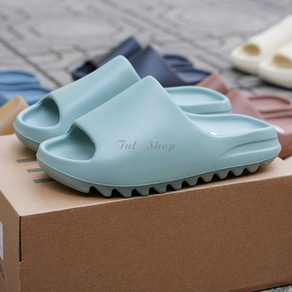 Adidas Yeezy Slide Salt