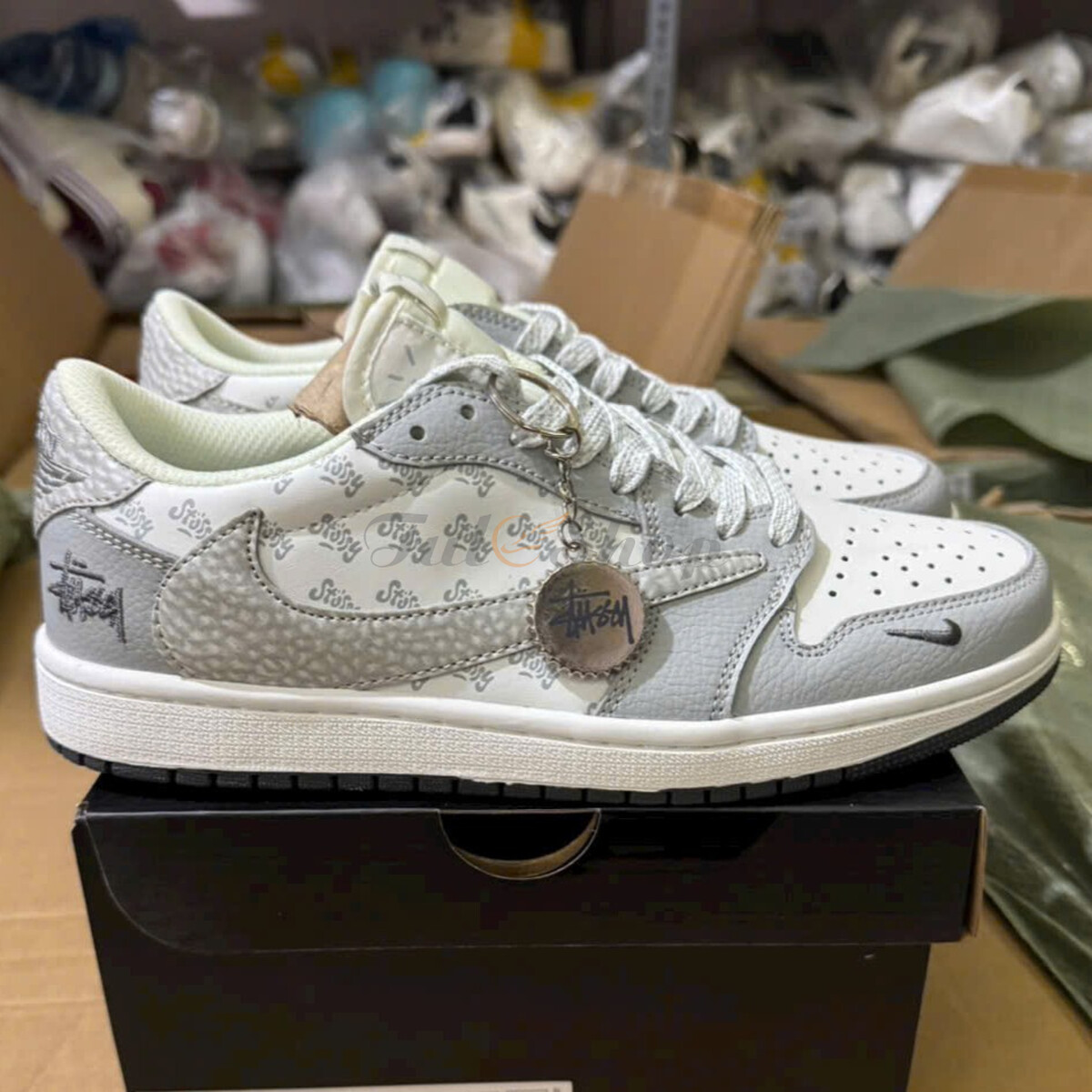 Air Jordan 1 Low Travis Scott Stussy Cream Grey