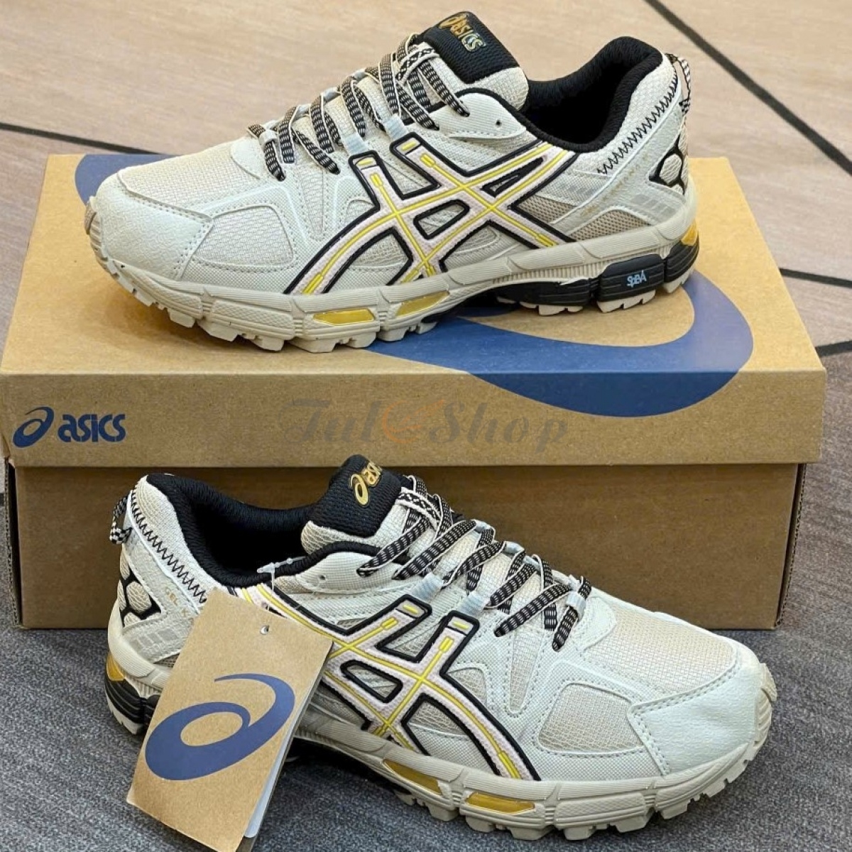 Asics Gel Kahana 8 Beige Gold Black