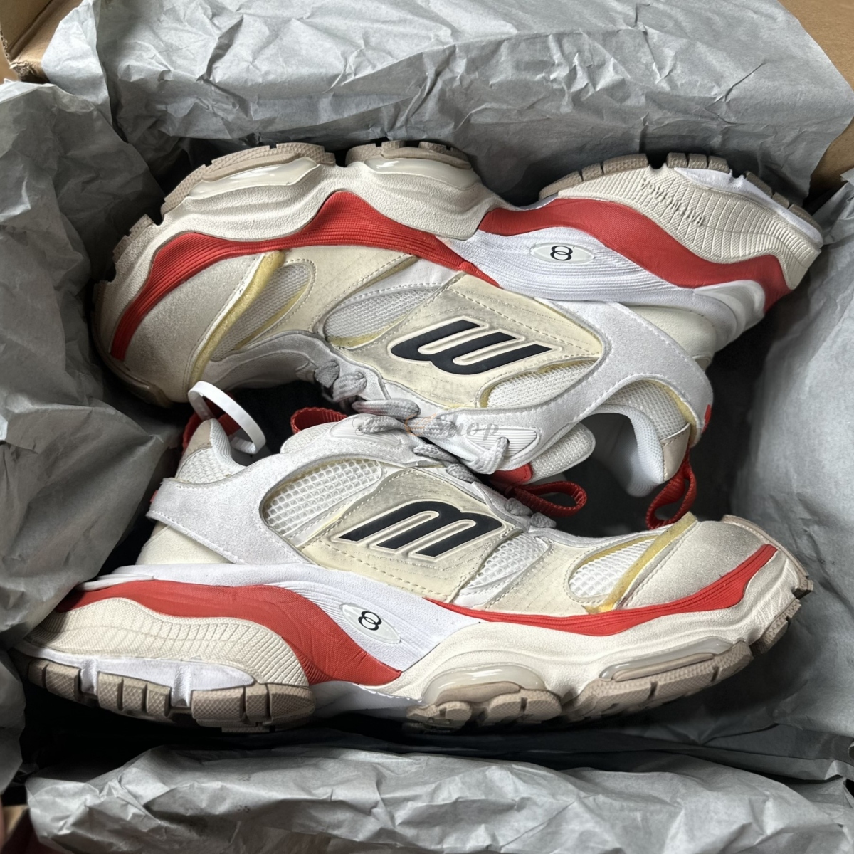 Balenciaga Cargo White Cream Red