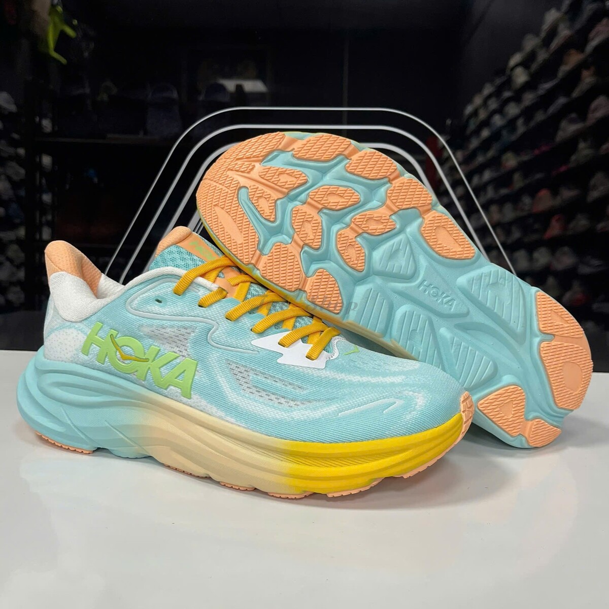 Hoka Clifton 10 Mint Yellow