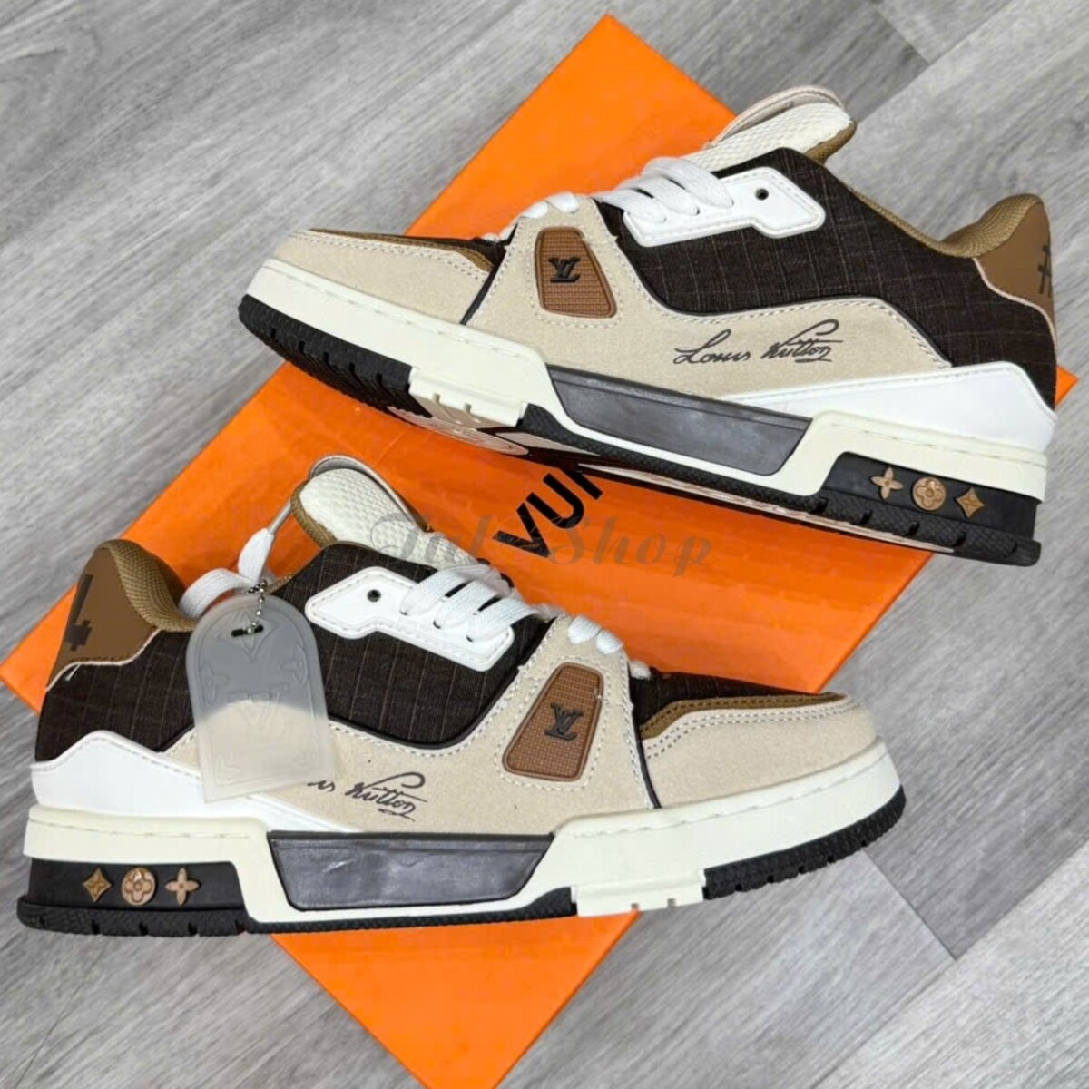 LV Trainer 54 Signature Brown