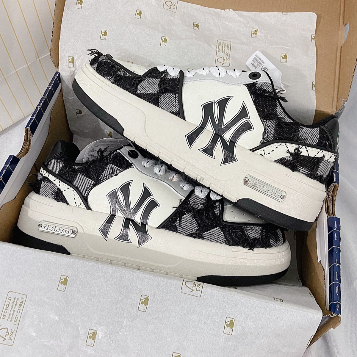 MLB Chunky Liner Mid NY Denim Black