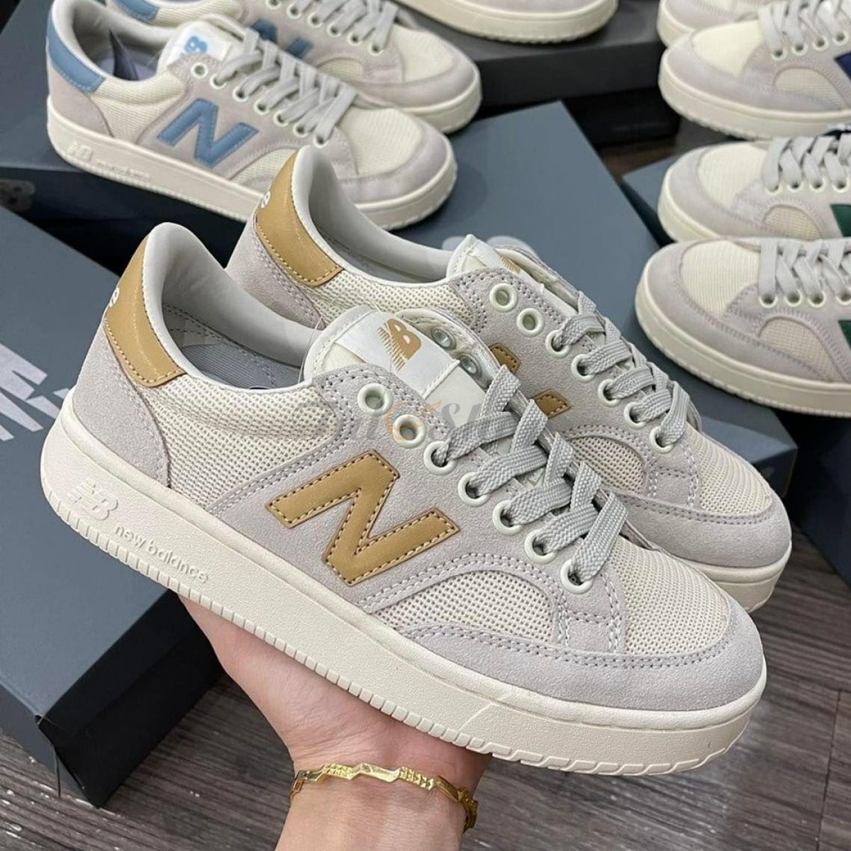 New Balance CRT 300 Beige Yellow