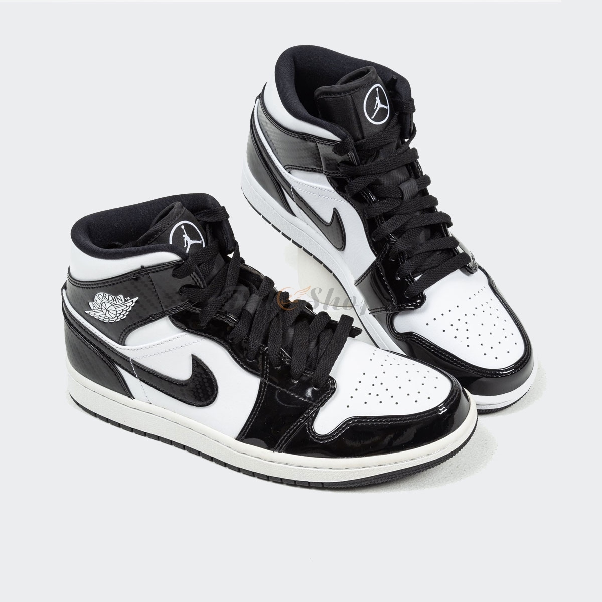 Nike Air Jordan 1 Mid Carbon Fiber
