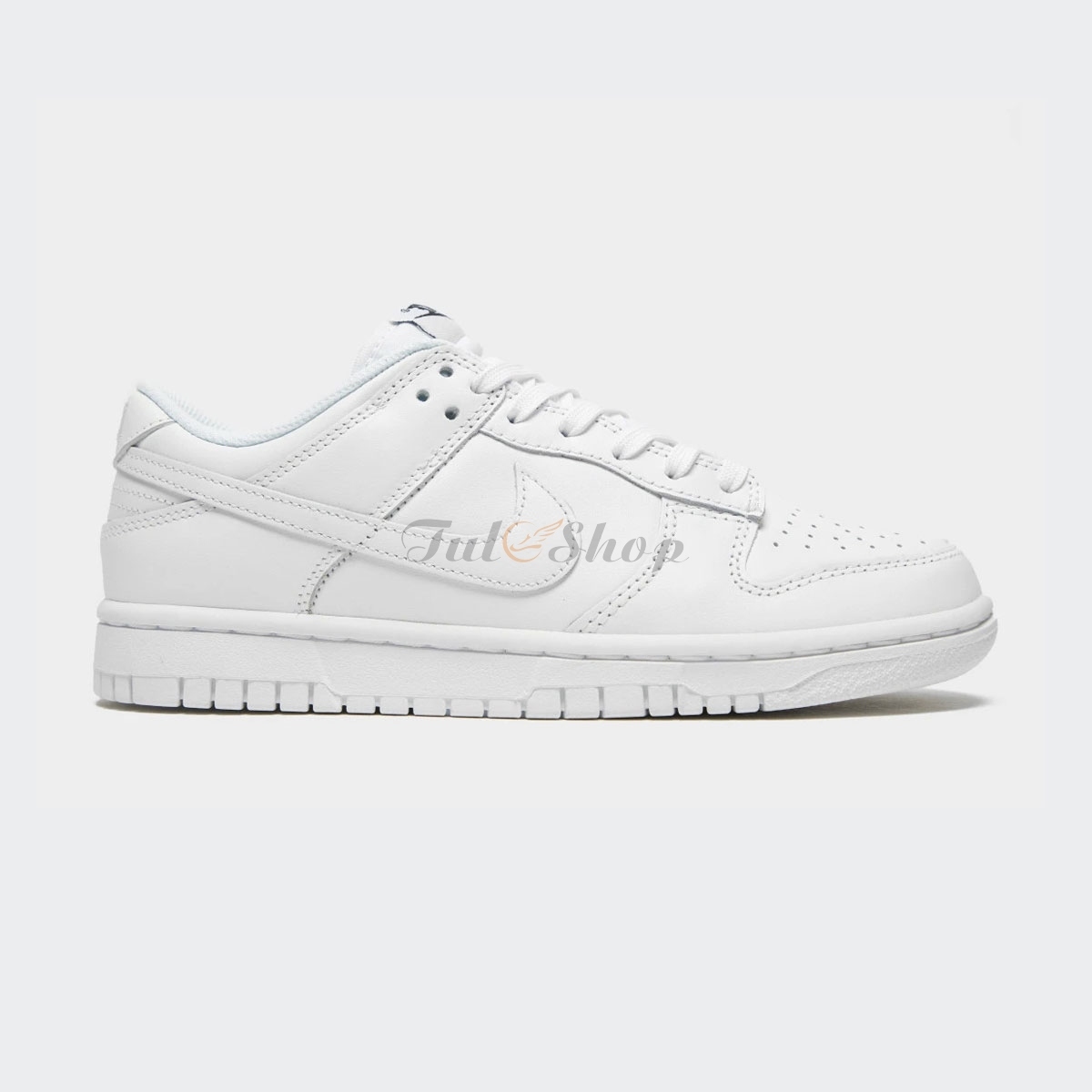 Nike Dunk Low Triple White