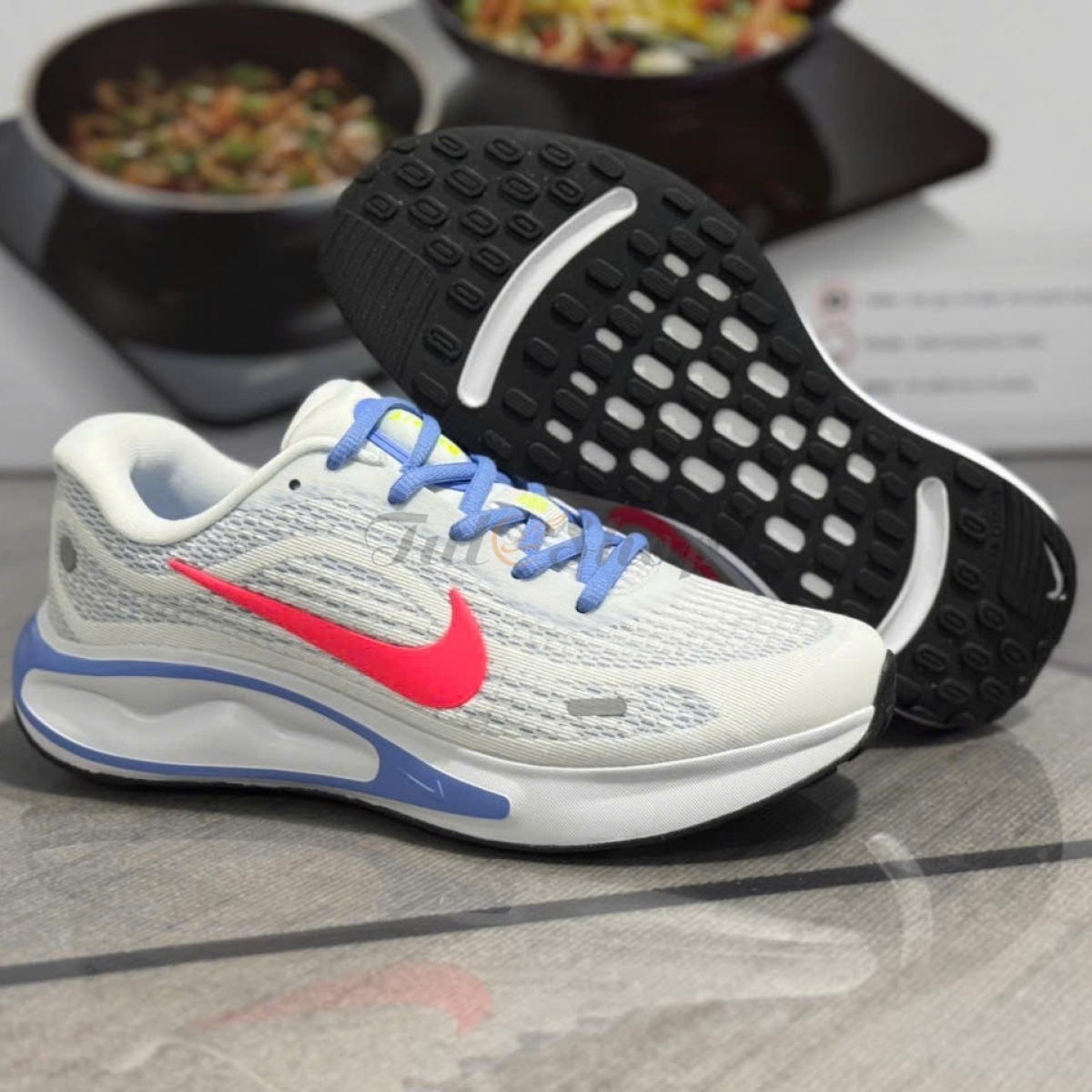 Nike Journey Run White Royal Pulse