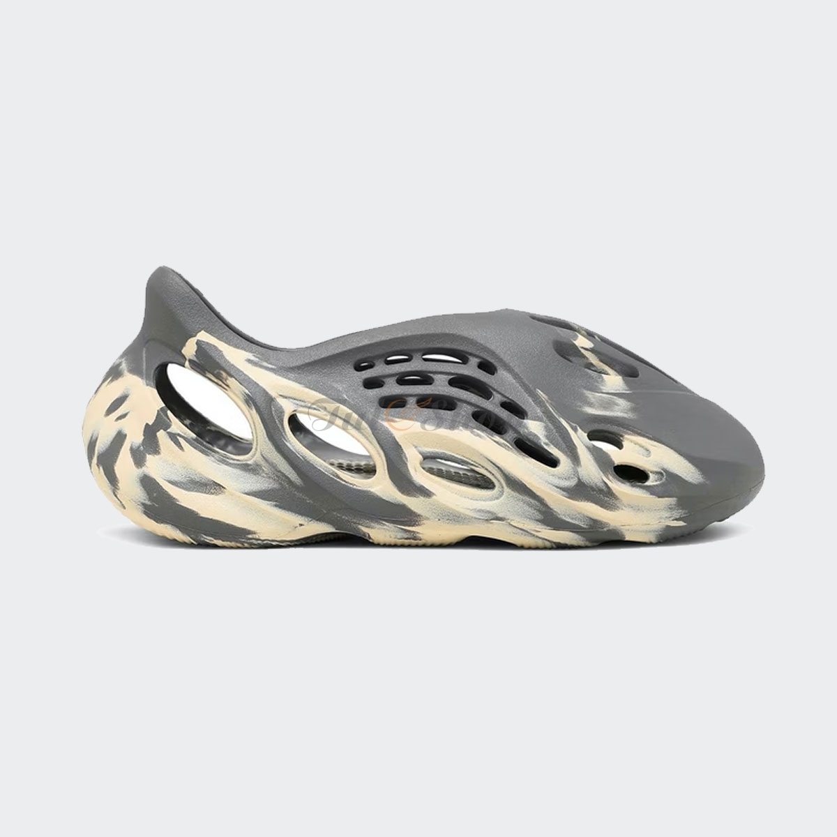 Yeezy Foam Runner Moon Grey