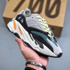 Adidas Yeezy 700 Wave Runner