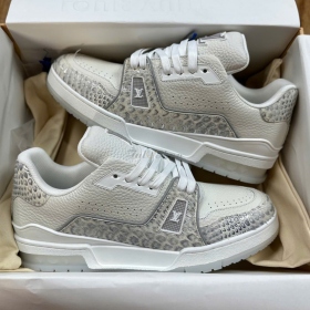 LV54 Trainer Year Of Dragon Grey Best