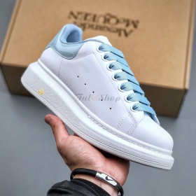 Mcqueen Trắng Gót Bóng Xanh