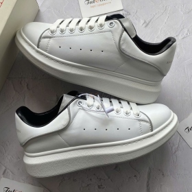 McQueen Trắng Phản Quang 1:1