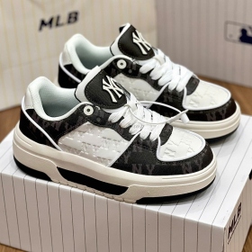 MLB Chunky Liner Classic Monogram NY Black