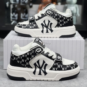 MLB Chunky Liner Mid Denim Monogram NY Black