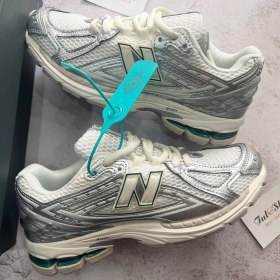 New Balance 1906R Silver Metalic