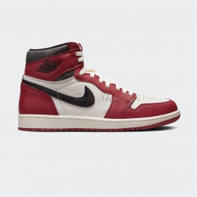 Nike Air Jordan 1 High Chicago Lost and Found