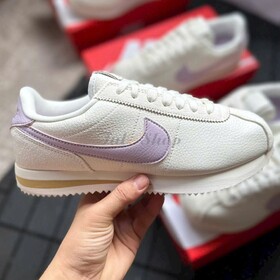 Nike Cortez Leather Platinum Violet