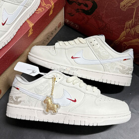 Nike Dunk Low Horse White