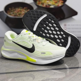 Nike Journey Run White Barely Volt