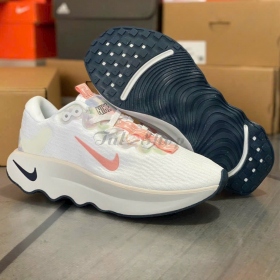 Nike Motiva White Cream Black