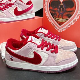 Nike SB Dunk Low StrangeLove Valentine's Day