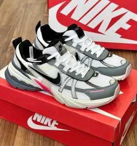 Nike V2K Runtekk Grey Pink