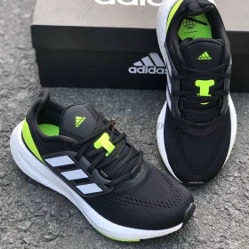 Pure Boost 23 Core Black Mint