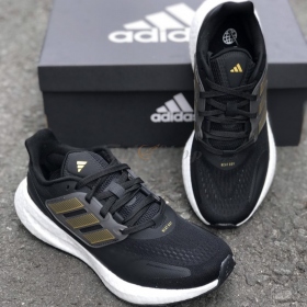 Pure Boost 23 Core Black Gold